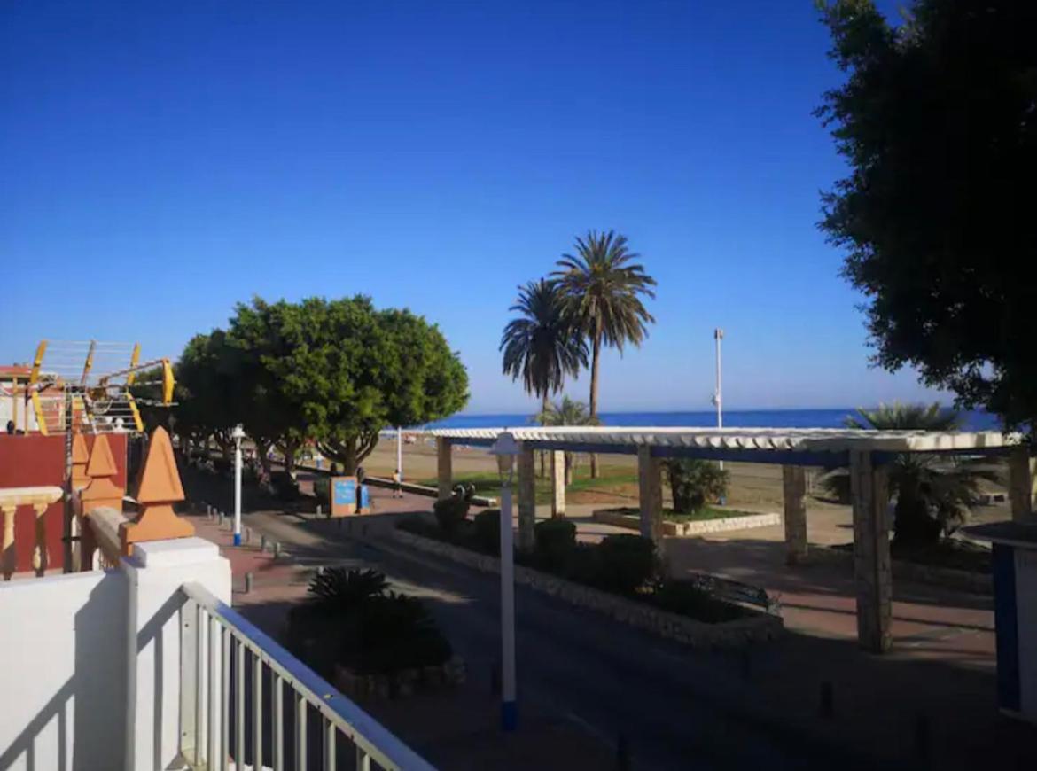 Beachfront House Málaga Eksteriør bilde